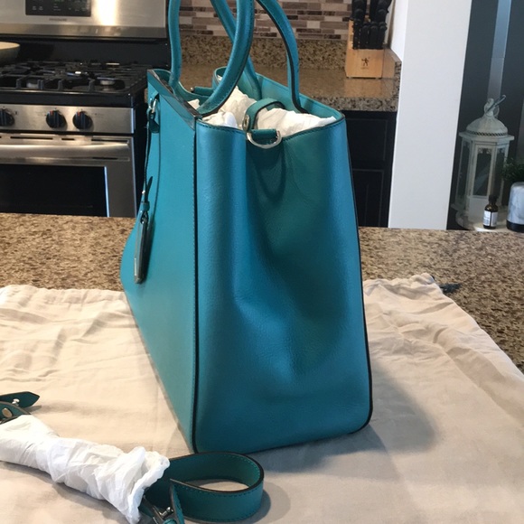 Fendi 2jours Medium Handbag - Picture 3 of 15